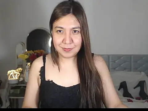 stellahugeX online show from 11.16.25