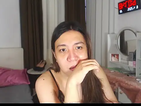 stellahugeX online show from 04.07.26