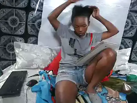 Naughty Juicy online show from 09.18.25