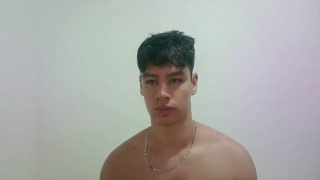 Snapshot of zeus_181 chatting on 10.07.25 zeus 181 online show from 10.07.25