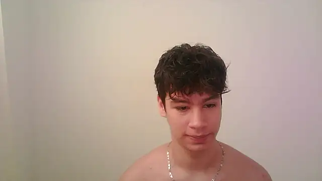 Snapshot of zeus_181 chatting on 11.17.25 zeus 181 online show from 11.17.25