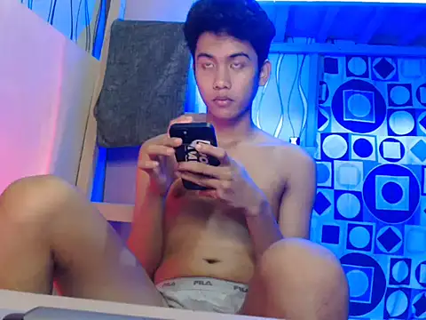 Demure Asian143 online show from 10.14.25