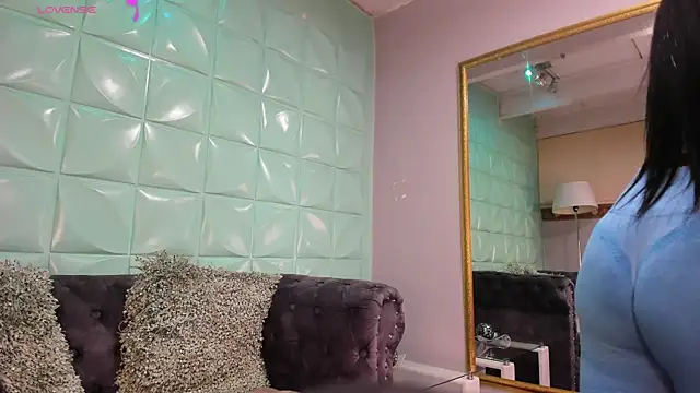 SailonTeen online show from 11.30.25