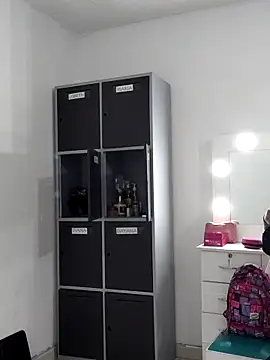 Merybeks online show from 10.24.25