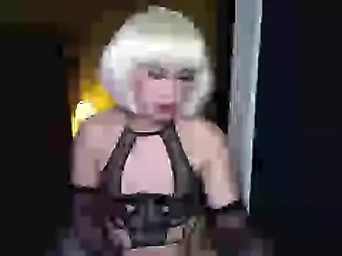 Lowel Smith online show from 10.06.25