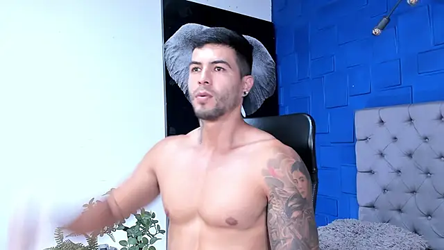 andres-clark92 online show from 11.16.25