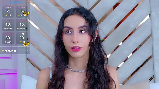 Sarah-Grace online show from 11.15.25