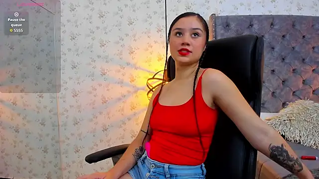 Aprilwatson online show from 09.17.25
