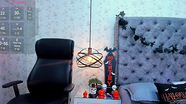 Aprilwatson online show from 10.10.25