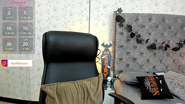 Aprilwatson online show from 10.25.25