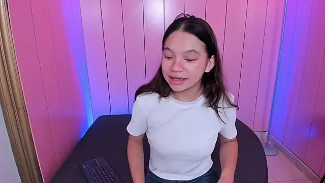 Laurent Scott  online show from 10.22.25