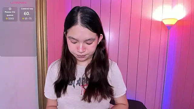 Laurent Scott  online show from 11.02.25