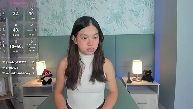 Laurent Scott  online show from 11.06.25