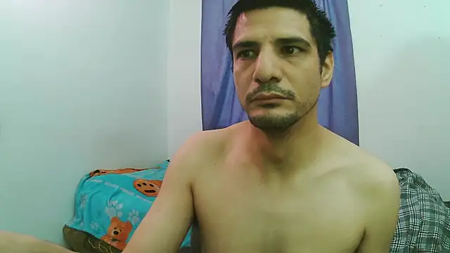 Snapshot of Braulio_master chatting on 10.18.25 Braulio master online show from 10.18.25