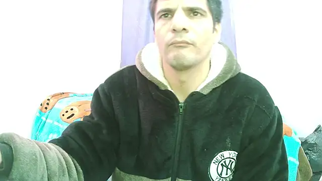 Snapshot of Braulio_master chatting on 10.20.25 Braulio master online show from 10.20.25