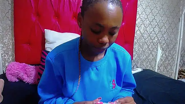 ItsMsBankss02 online show from 11.07.25