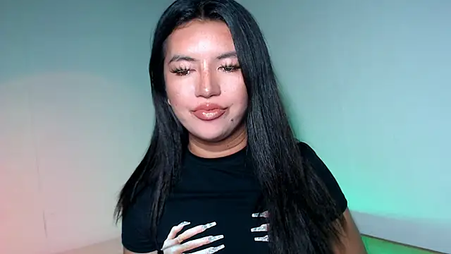 Snapshot of thinker_belle chatting on 11.09.25 thinker belle online show from 11.09.25