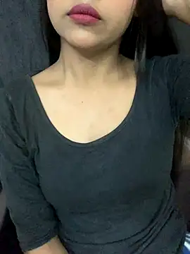 Snapshot of Rashi-48 chatting on 10.02.25 Rashi-48 online show from 10.02.25