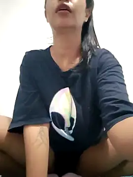 Snapshot of daliataleboficiall chatting on 10.27.25 daliataleboficiall online show from 10.27.25