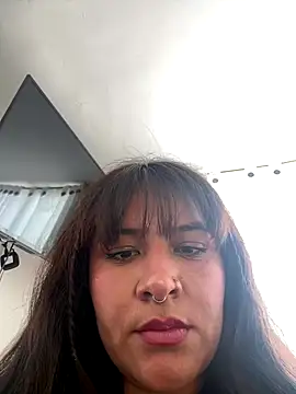 Linda Bellucci online show from 10.05.25