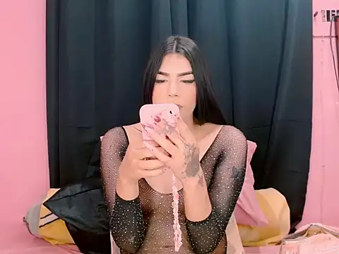  crystal23  online show from 10.11.25