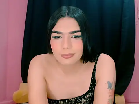  crystal23  online show from 10.18.25