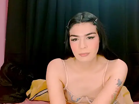  crystal23  online show from 10.25.25