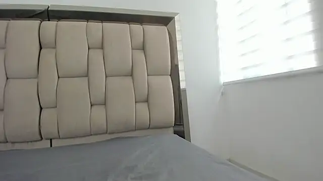 Enzo issis online show from 10.06.25