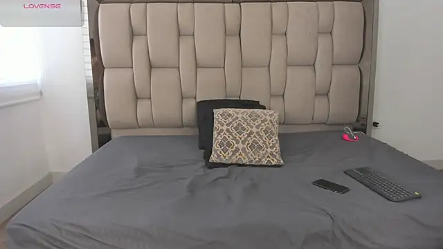 Enzo issis online show from 10.23.25