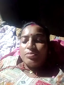 Snapshot of Hot_chinkiji chatting on 09.29.25 Hot chinkiji online show from 09.29.25