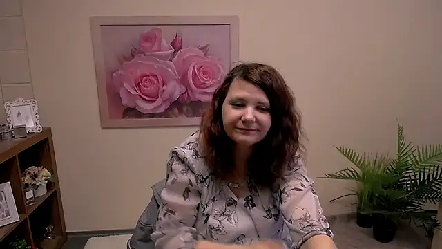 TwoBigSuns online show from 04.14.26