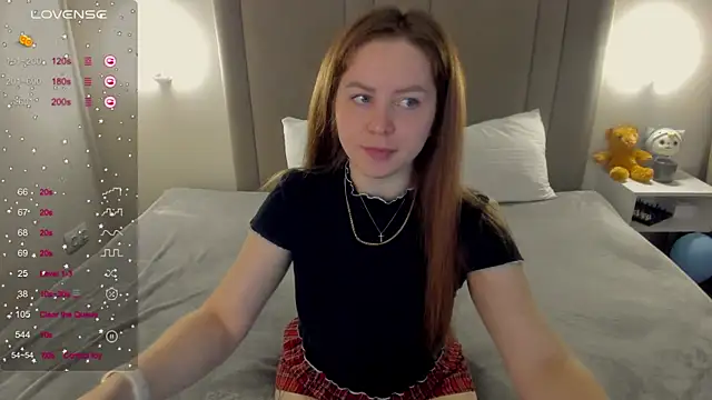 MikaBloom online show from 04.12.26