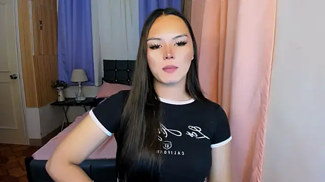 Snapshot of ameliamaureen chatting on 06.09.26 ameliamaureen online show from 06.09.26