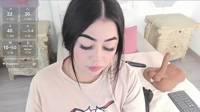 MeganStar   online show from 10.22.25