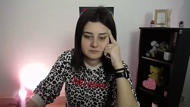 Snapshot of Katrin_kiss_ chatting on 09.28.25 Katrin kiss online show from 09.28.25