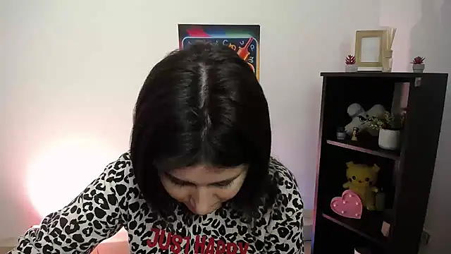 Snapshot of Katrin_kiss_ chatting on 09.30.25 Katrin kiss online show from 09.30.25