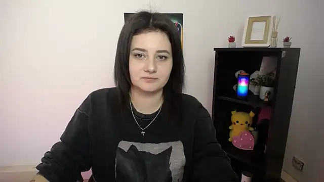 Snapshot of Katrin_kiss_ chatting on 10.13.25 Katrin kiss online show from 10.13.25