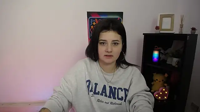 Snapshot of Katrin_kiss_ chatting on 10.19.25 Katrin kiss online show from 10.19.25