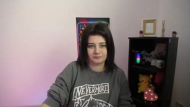 Snapshot of Katrin_kiss_ chatting on 10.20.25 Katrin kiss online show from 10.20.25