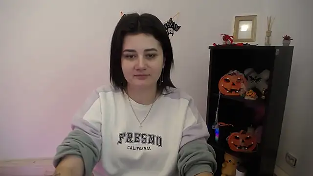 Snapshot of Katrin_kiss_ chatting on 11.06.25 Katrin kiss online show from 11.06.25