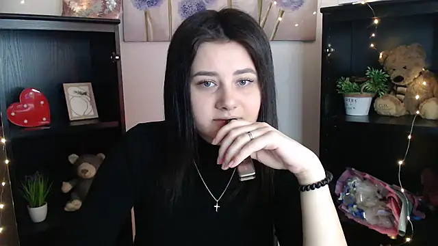 Katrin kiss  online show from 02.10.26