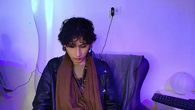 noidysis online show from 10.10.25