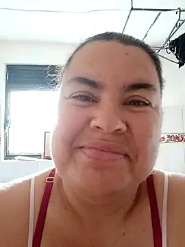 Snapshot of yaneth_ chatting on 09.25.25 yaneth online show from 09.25.25