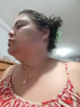 Snapshot of yaneth_ chatting on 10.03.25 yaneth online show from 10.03.25