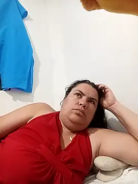 Snapshot of yaneth_ chatting on 10.12.25 yaneth online show from 10.12.25