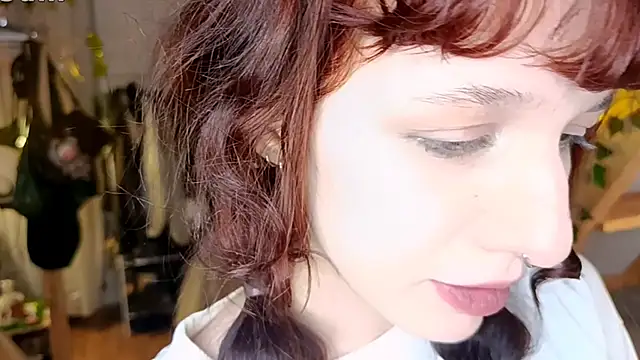 LeelooYolo online show from 04.10.26