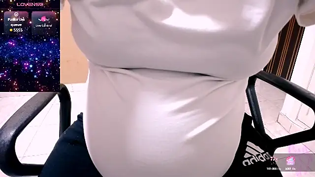 charlothee12 online show from 10.04.25