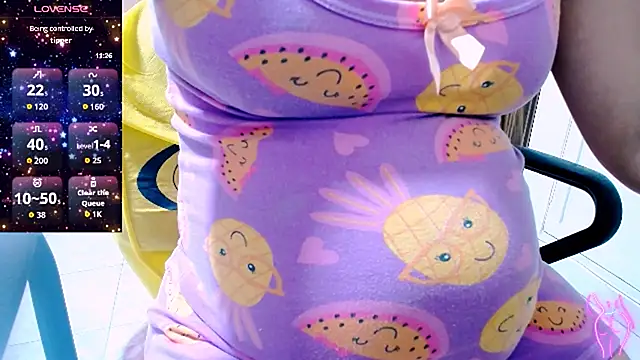 charlothee12 online show from 10.09.25