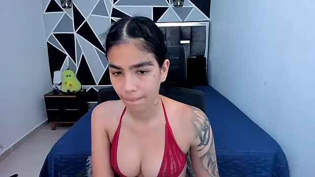 Snapshot of valeria-duarte chatting on 04.23.26 valeria-duarte online show from 04.23.26