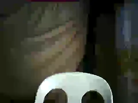 Snapshot of yuana25 chatting on 10.24.25 yuana25 online show from 10.24.25